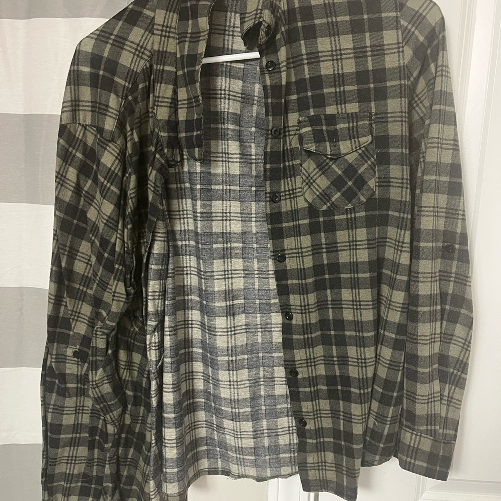 Men's Plaid Flannel Jacket - Black and Gray